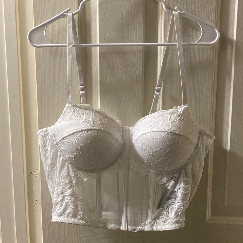 White lace corset crop top